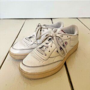 Reebok — Women's/Men's Club C 85 Vintage Shoes —  Size W 8.5 / M 7 — Off-White